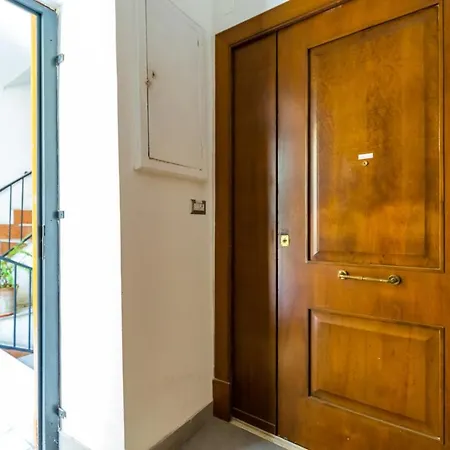 Foria 49 By Wonderful Italy * Naples